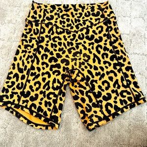 Vitality ascend king cheetah biker shorts